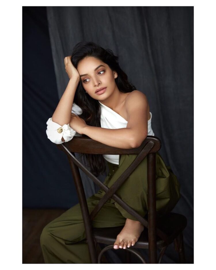 lisa mishra feet 1