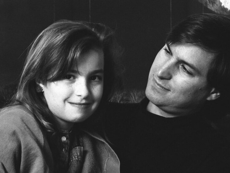 lisa nicole brennan jobs feet 4