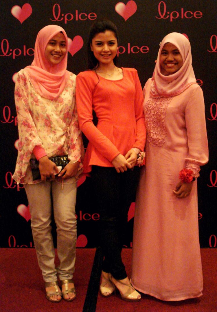 lisa surihani feet 2