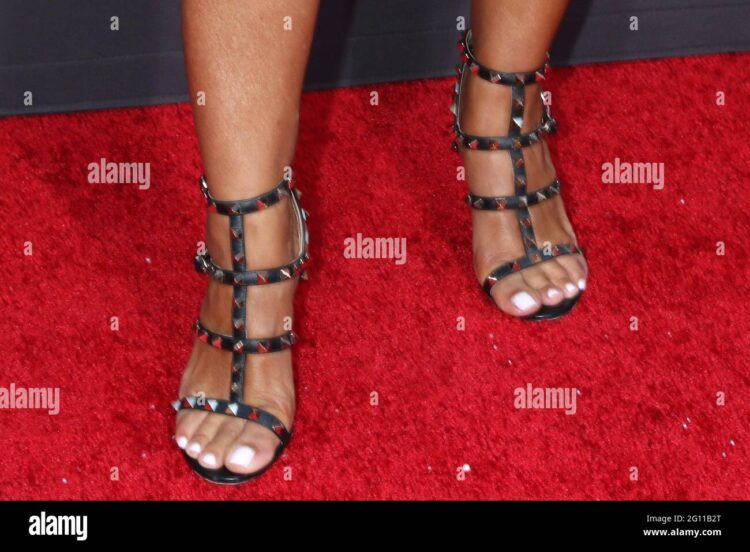 lisa vidal feet 1
