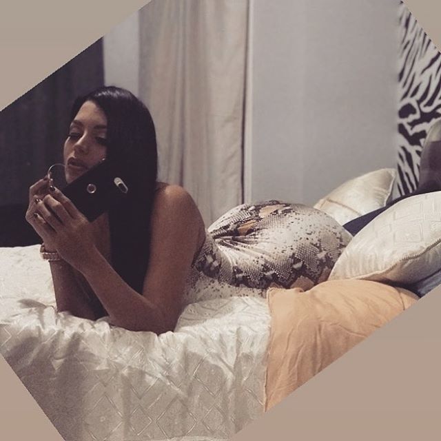 lissette cedeno feet 1