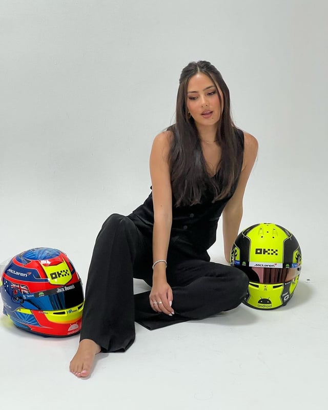 lissie mackintosh feet 1