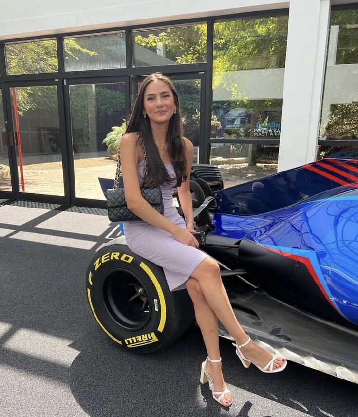 lissie mackintosh feet 2