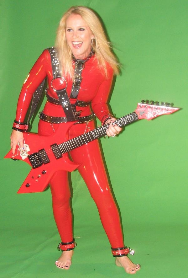 lita ford feet 2