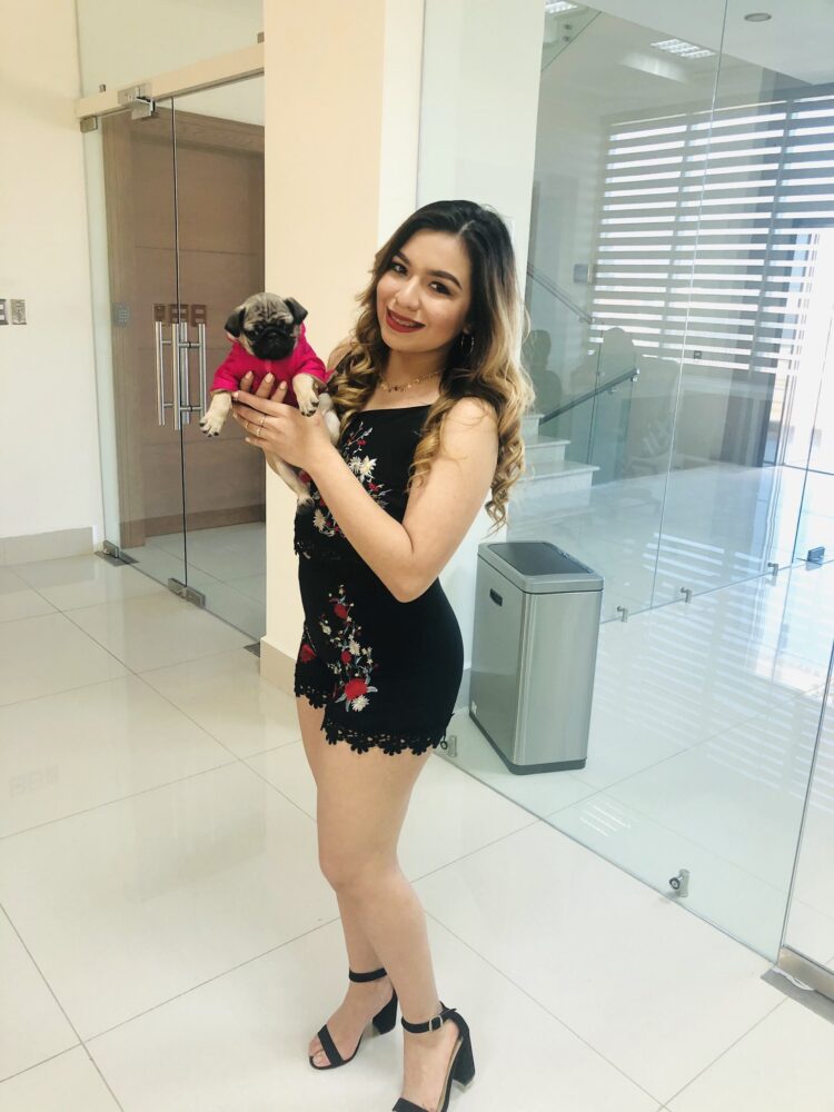 litzy covarrubias feet