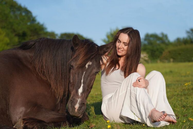 liv boeree feet 5