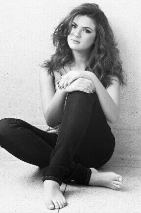 livia inhudes feet 2