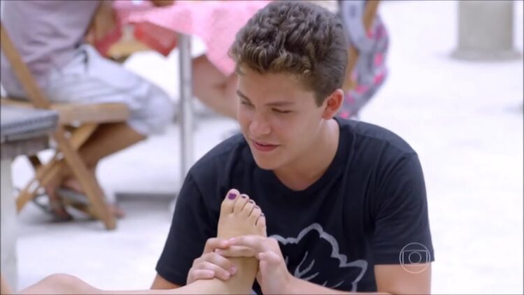 livian aragao feet 3