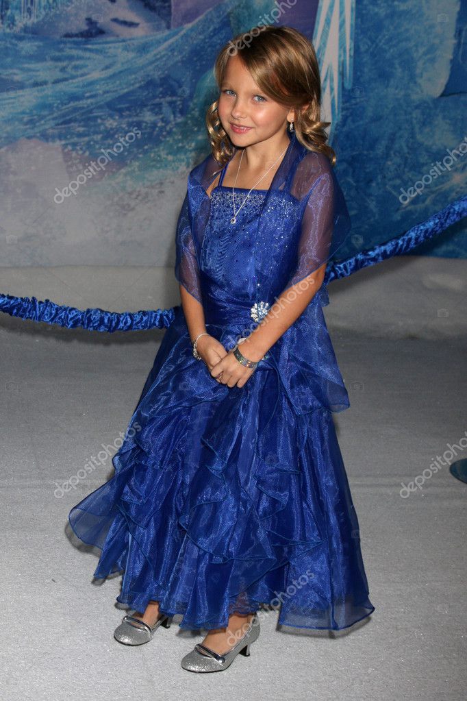 livvy stubenrauch feet 5