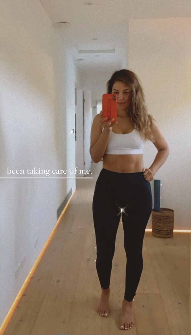 liz hernandez feet 6