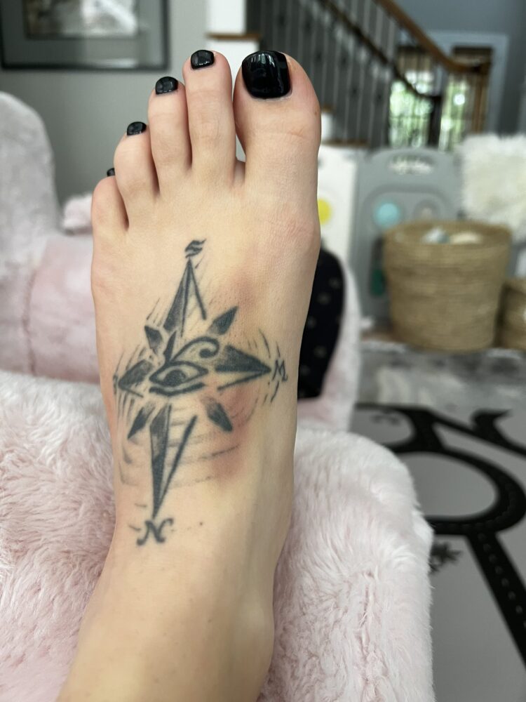 liz katz feet