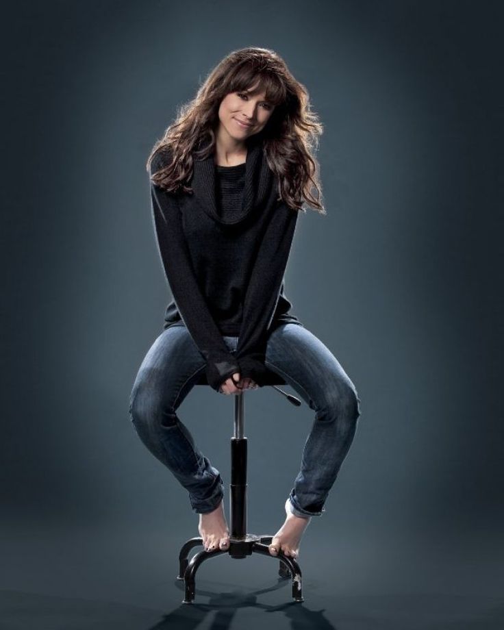 liz vassey feet 2