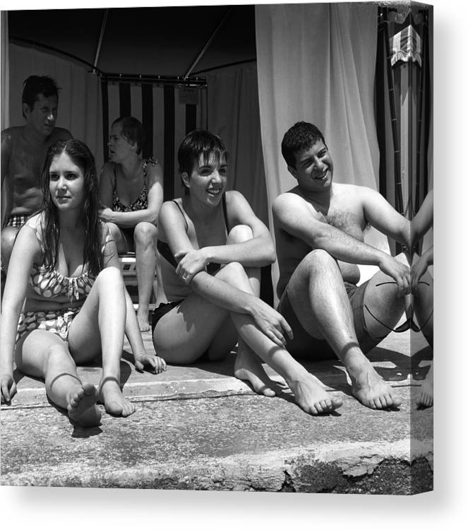 liza minnelli feet 5