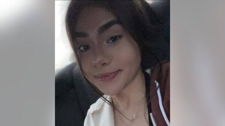 lizbeth medina feet 4