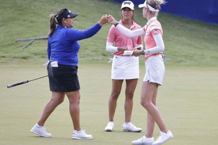 lizette salas feet 2