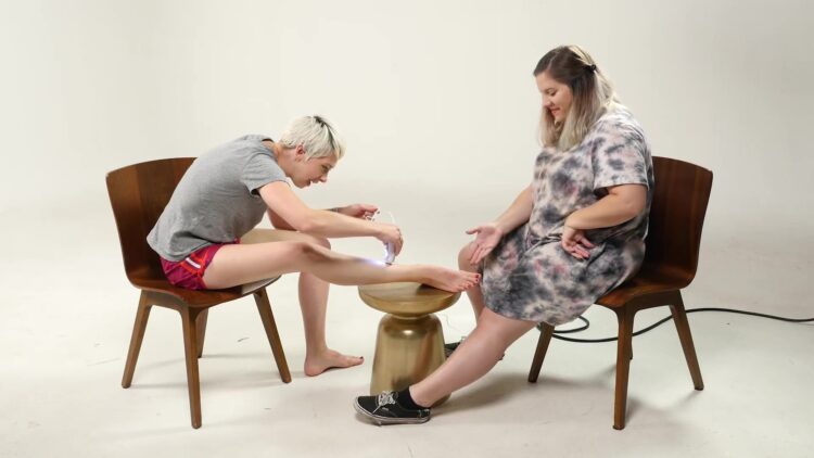 lizzie bassett feet 4