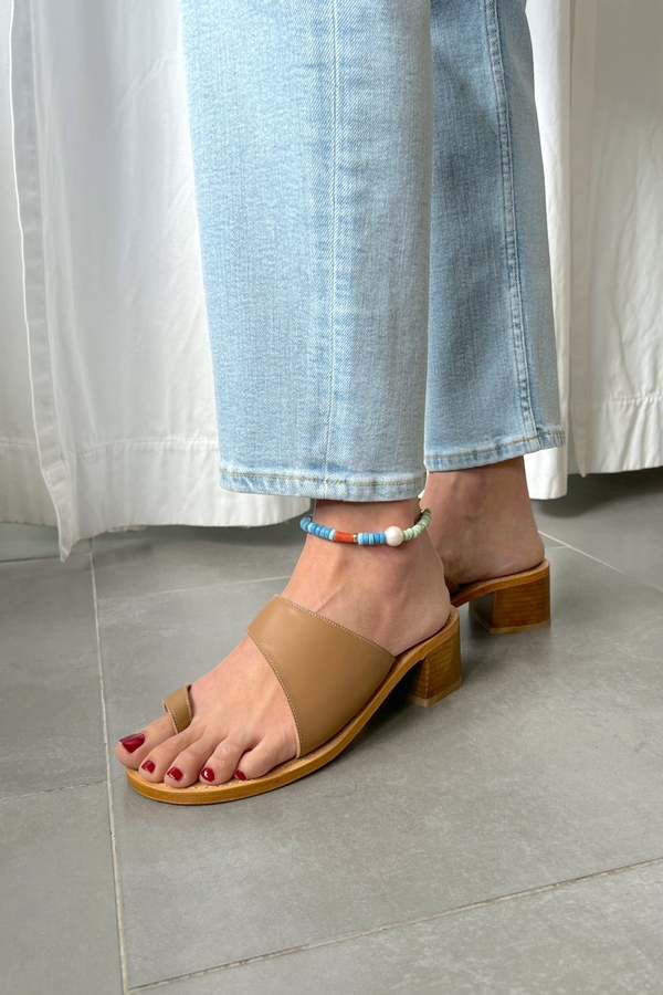 lizzie fortunato feet 1