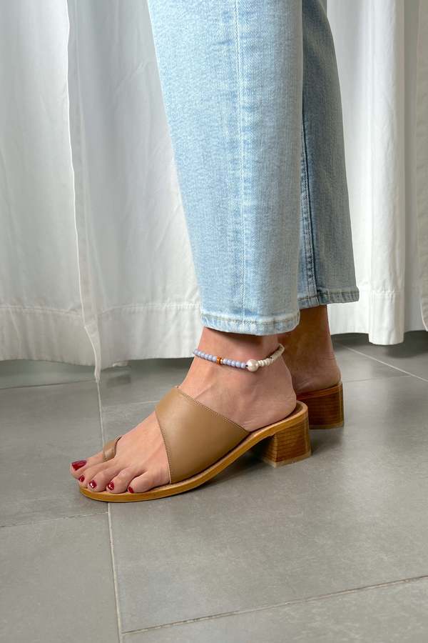 lizzie fortunato feet 2