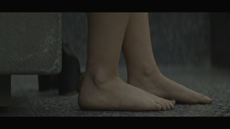 lizzy o. feet 4 scaled