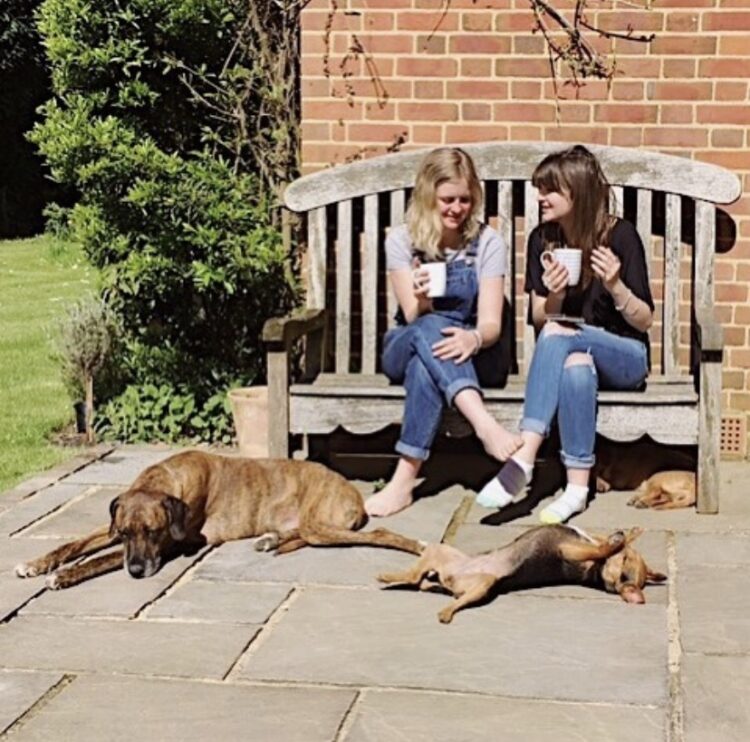 lizzy ward thomas feet 3