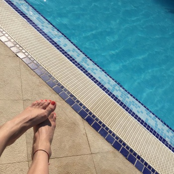 lodovica comello feet 1