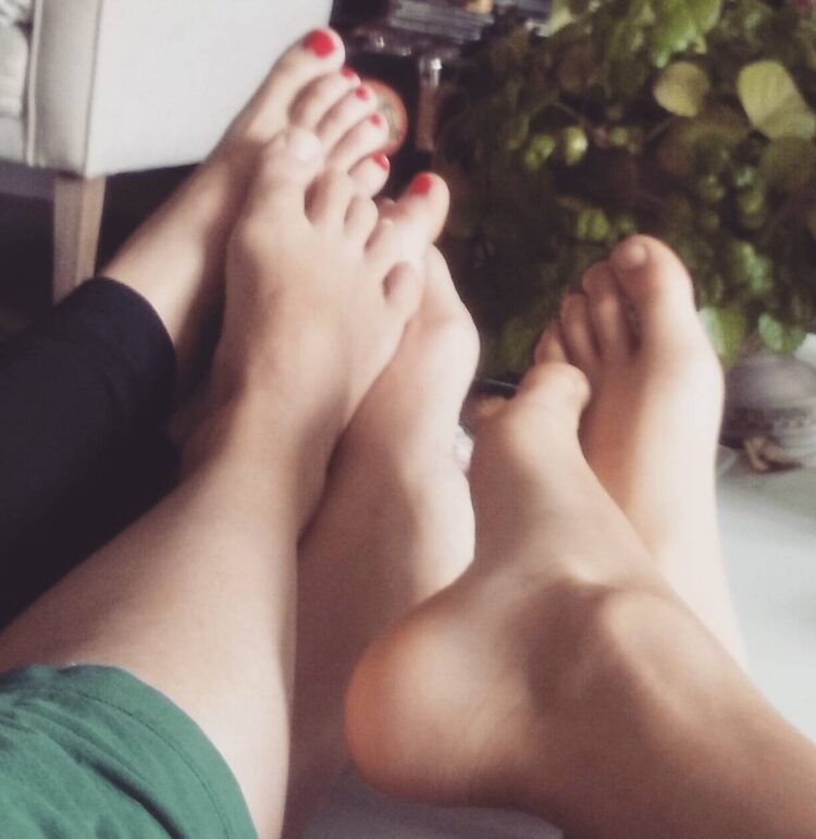 lola baldrich feet 2