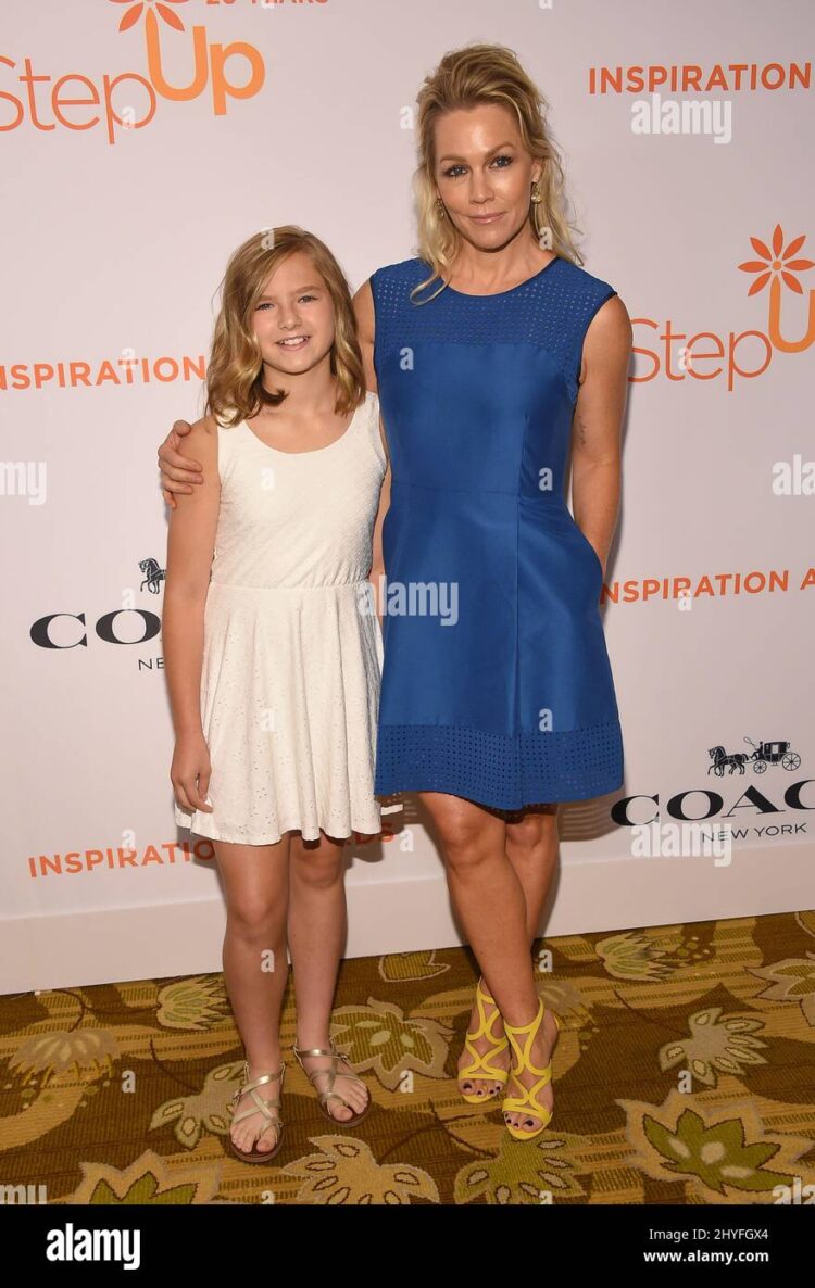 lola facinelli feet 4