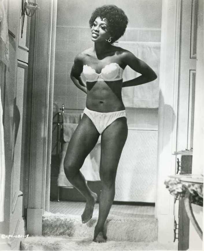 lola falana feet 1