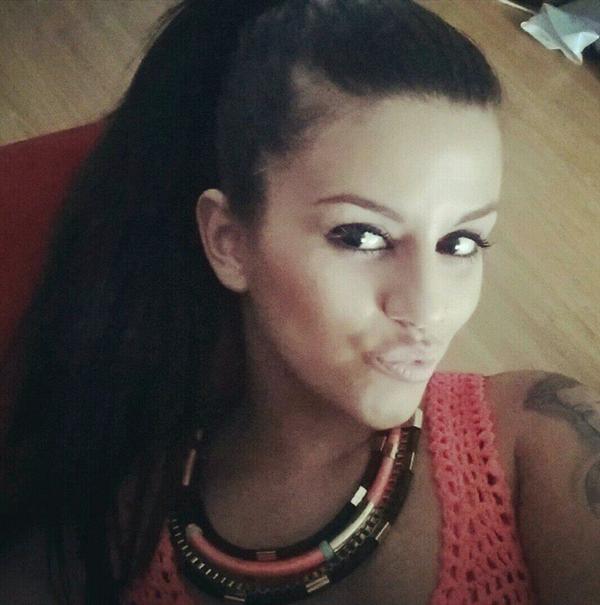 lola ortiz luque feet 2