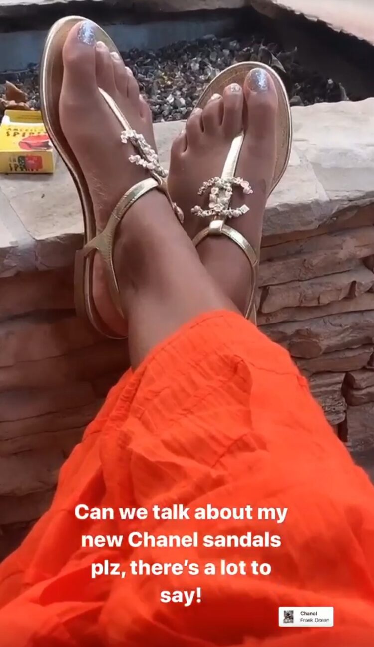 london hughes feet 4