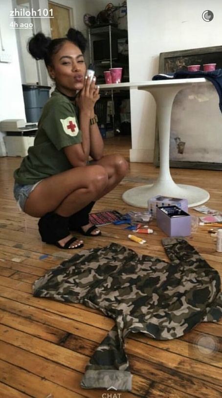 london zhiloh feet 5