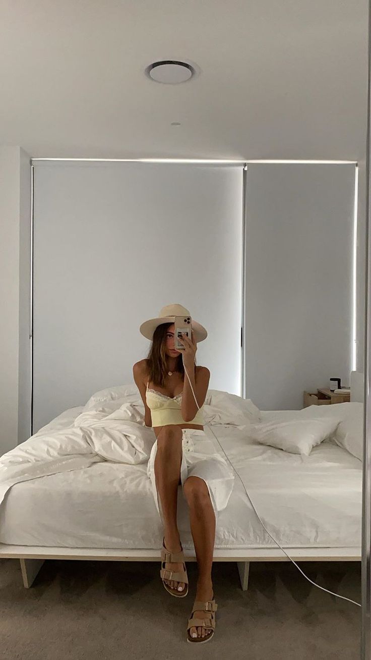 lorena alvarado feet