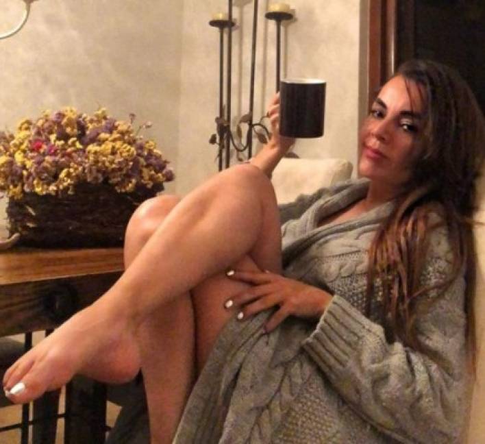 lorena de la garza feet 4