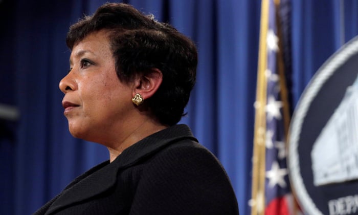 loretta lynch feet 4