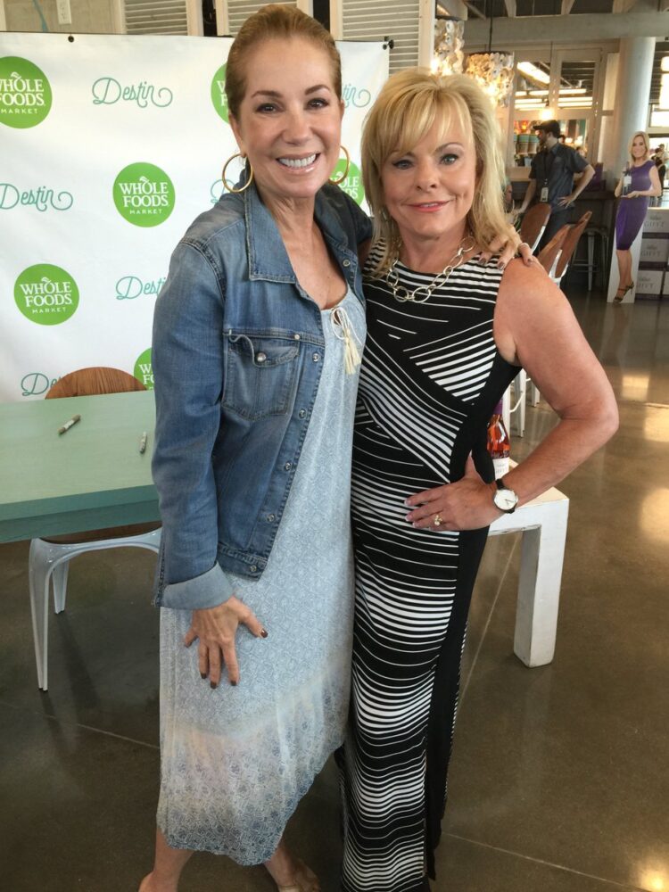 lori graham bakker feet 1