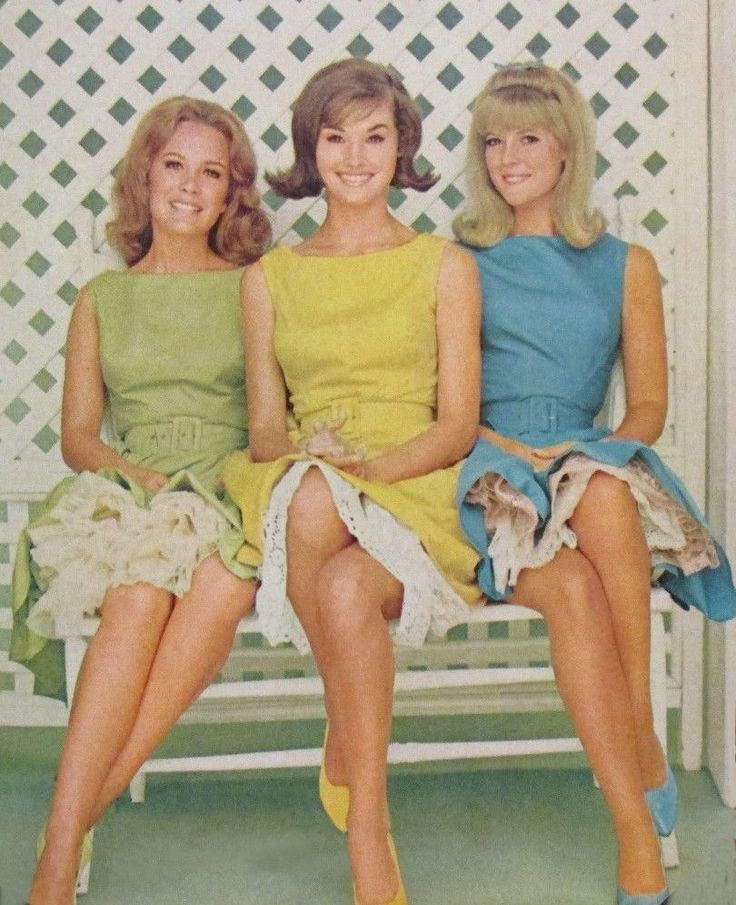 lori saunders feet 2