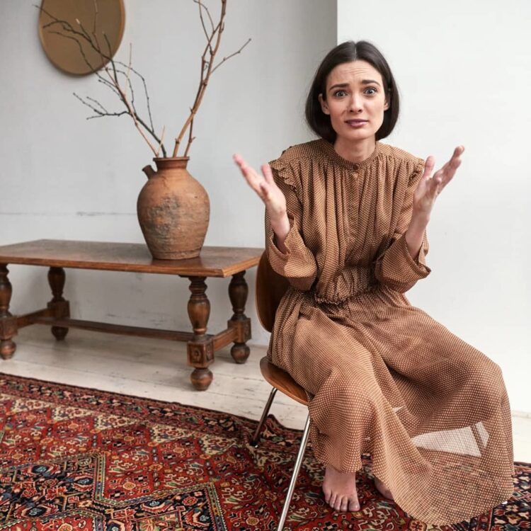 lorina kamburova feet