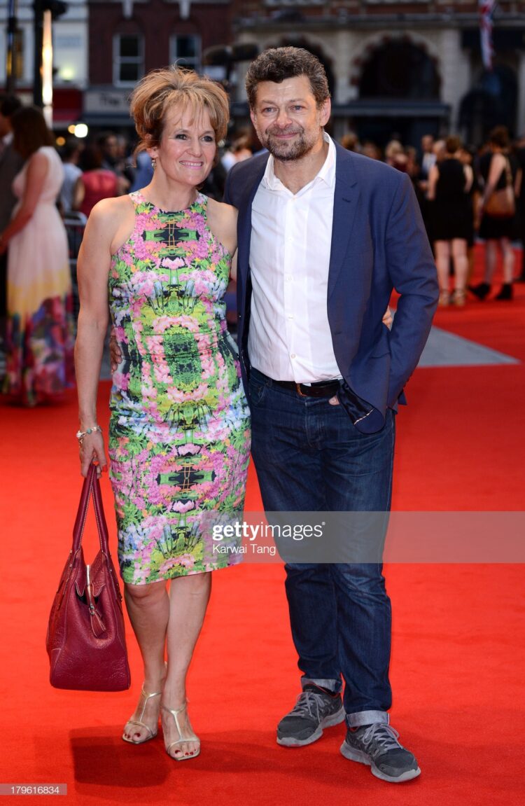 lorraine ashbourne feet 1