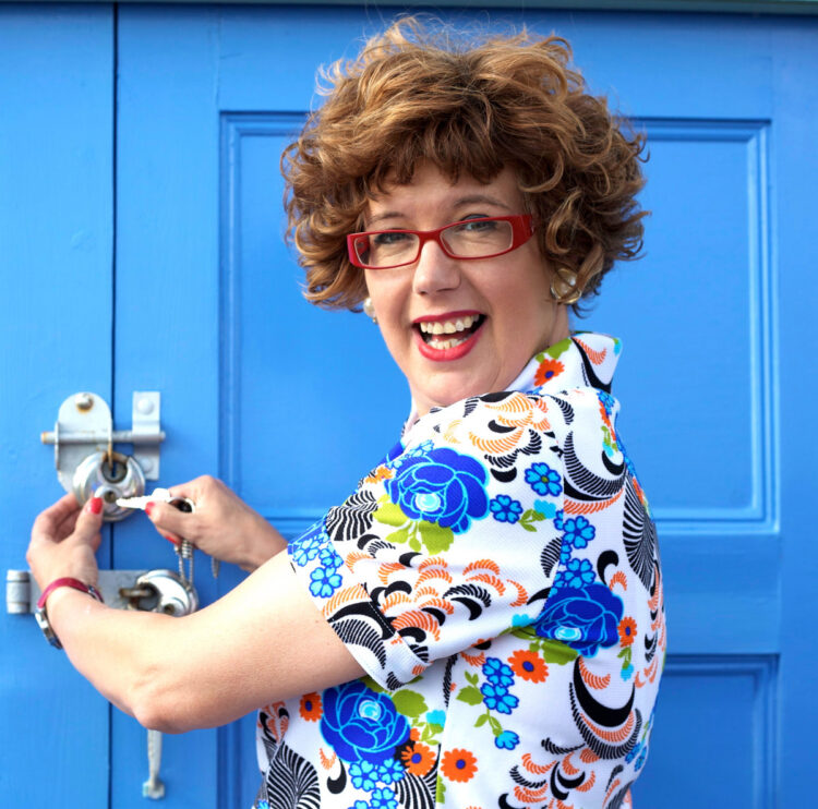 lorraine bowen feet 5