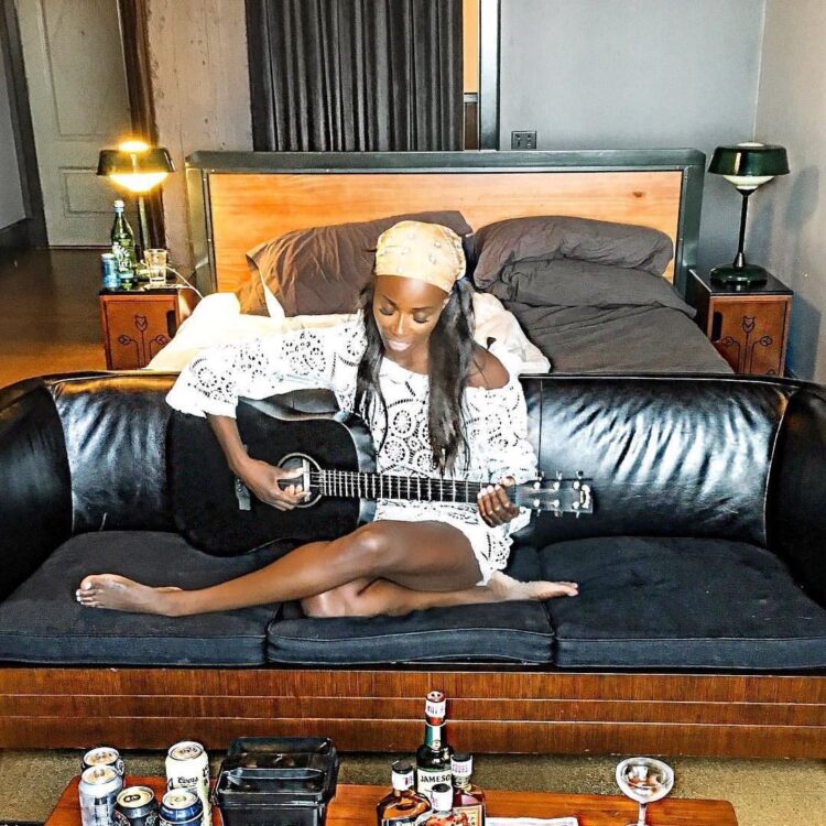 lorraine pascale feet 2