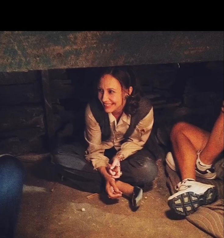 lorraine warren feet 2