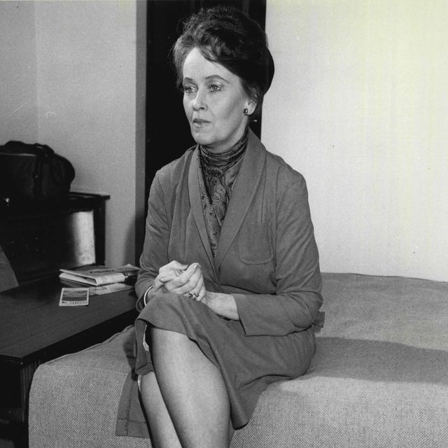 lorraine warren feet 5