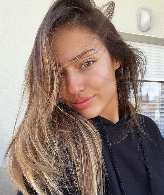 lou ann vecchia feet 2