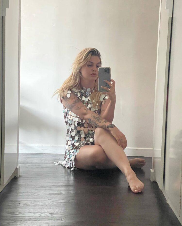 louane emera feet