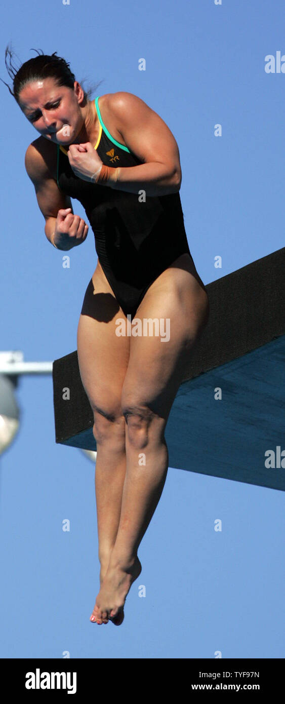 loudy wiggins feet 3