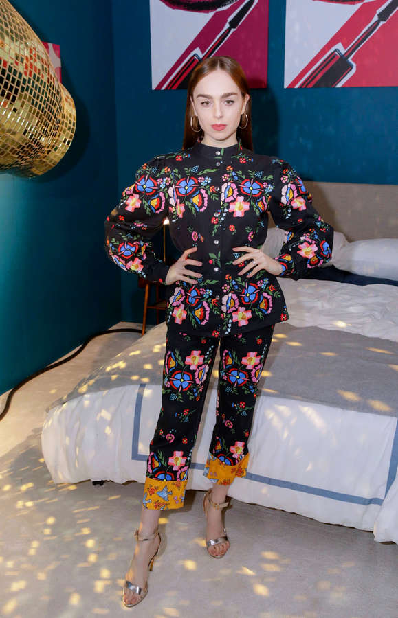 louisa connolly burnham feet 6