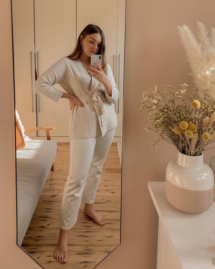 louisa jindaoui feet 3