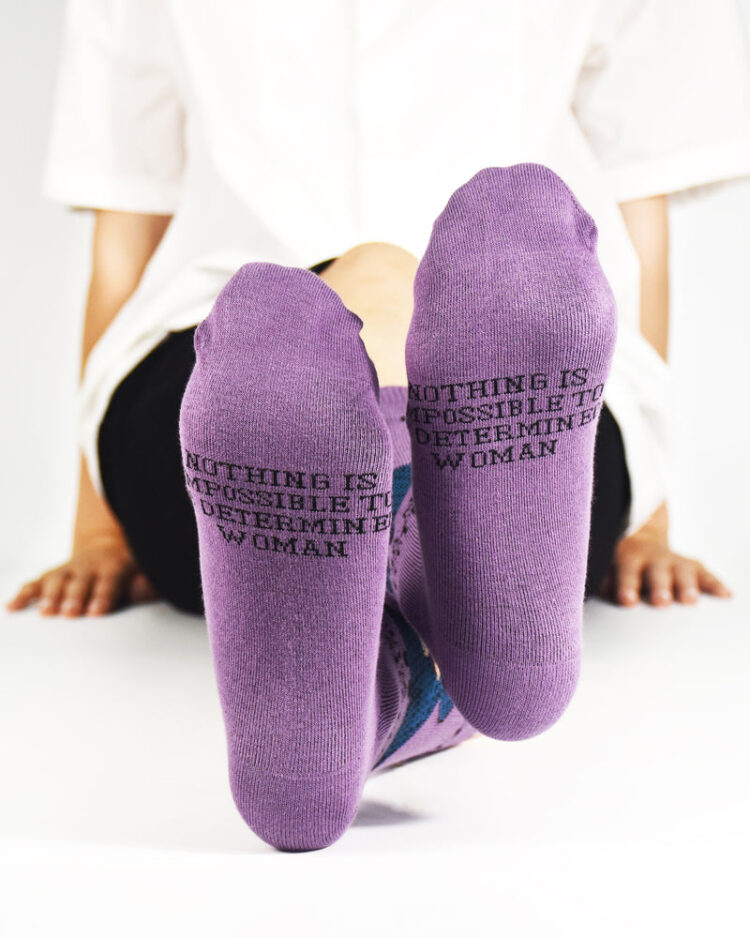 louisa may alcott feet 6