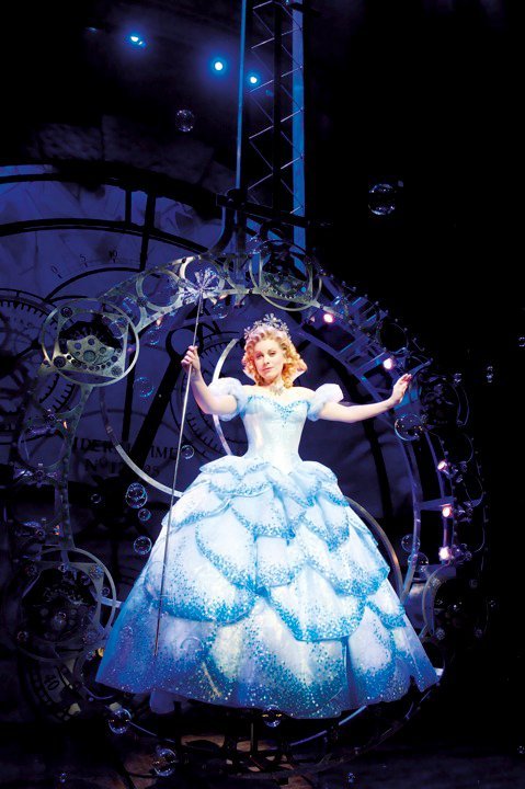 louise dearman feet 5