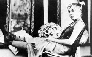 louise fazenda feet 4